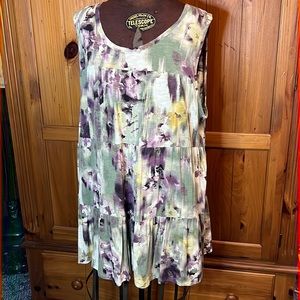 Simple’s Vera Wang tiered tank tunic XXL